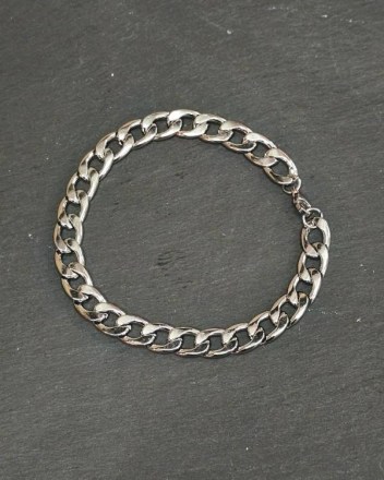 3  αλυσιδα ολακε (1)